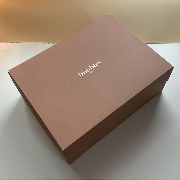 NEW • BOBBIES PARIS Beige and Black Leather Sneakers - Picture 12 of 16